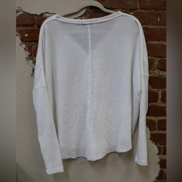 Urban Outfitters white button up waffle knit top - Picture 5 of 5